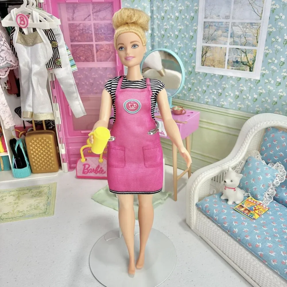 Barbie You Can Be Anything Coffee Shop Barista Doll Curvy Blonde Bun Millie Face